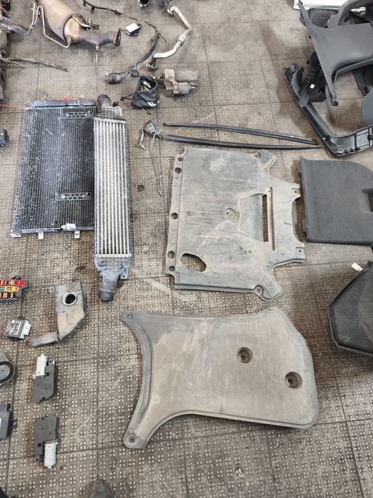 Audi A4 b8 material a venda