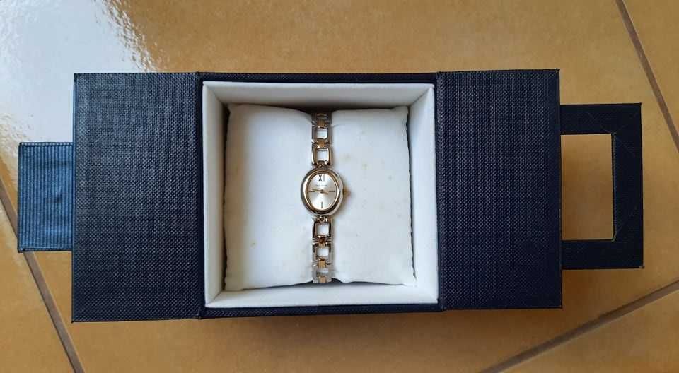 Nienoszony zegarek damski firmy Pierre Lannier