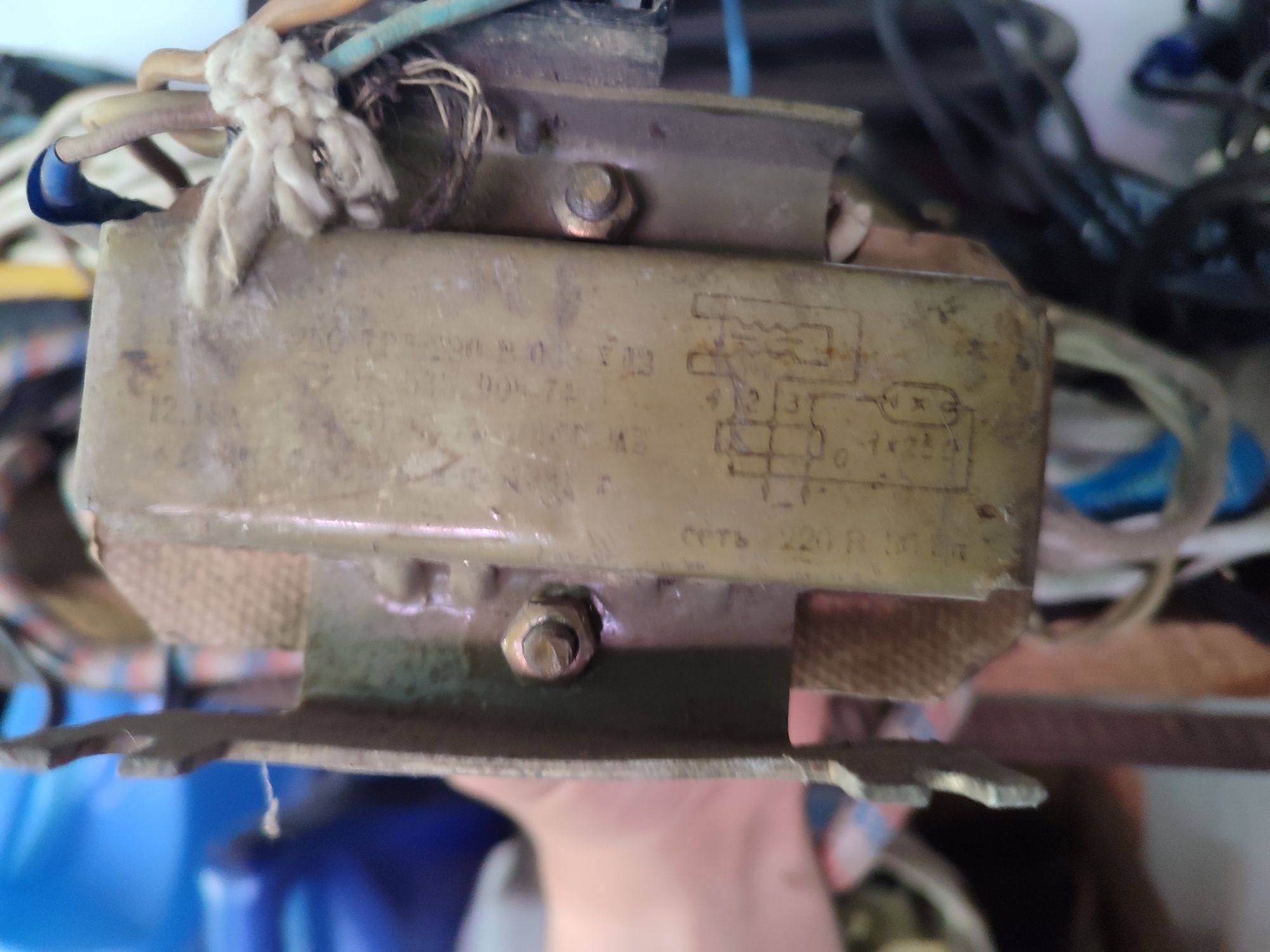 Трансформатори різні