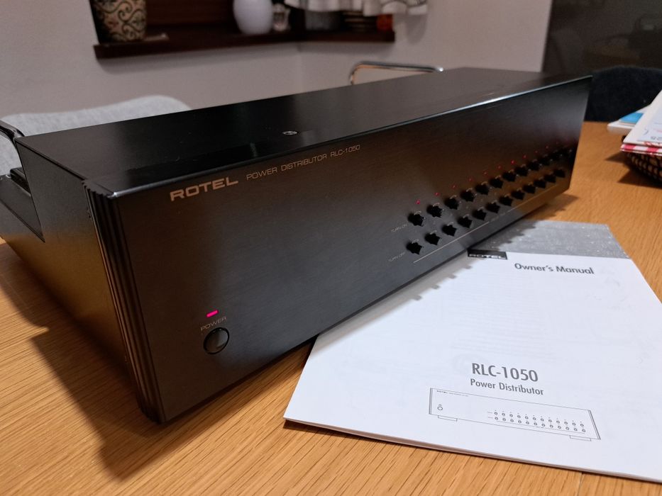 Rotel RLC-1050 kondycjoner sieciowy