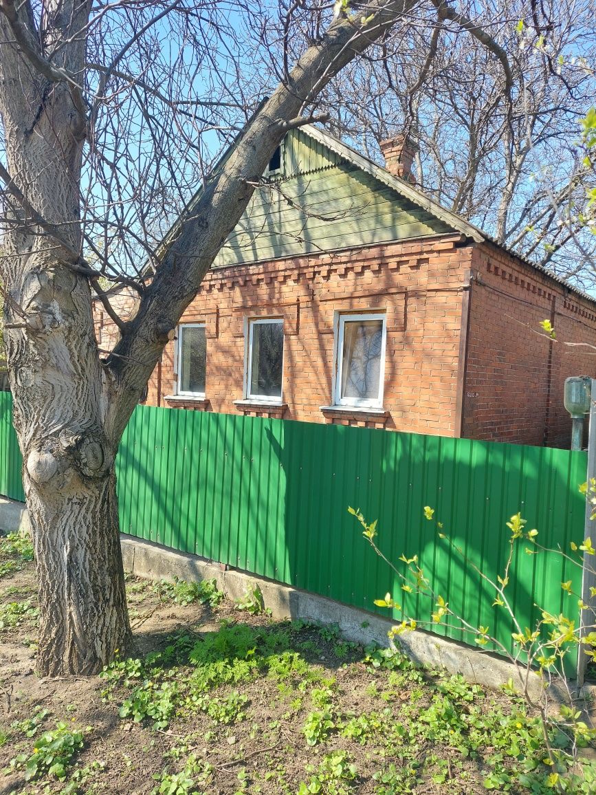 Продам дом Славянск Центр (р-н 20го магазина)