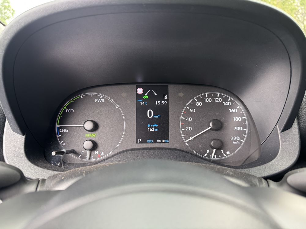 Toyota Yaris 1.5 Hybrid e-CVT Style 2023 рік Official