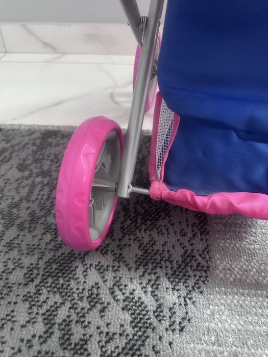 Коляска для кукол