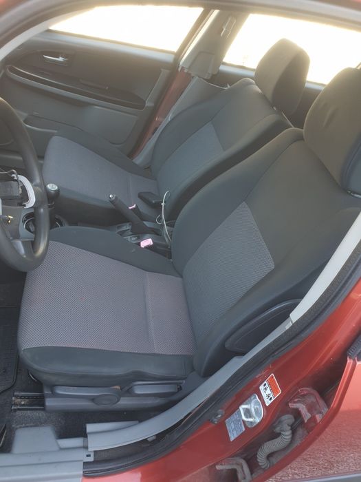 Телевизор передняя панель уселитель   Suzuki sx4 сузуки сх4 разраборка