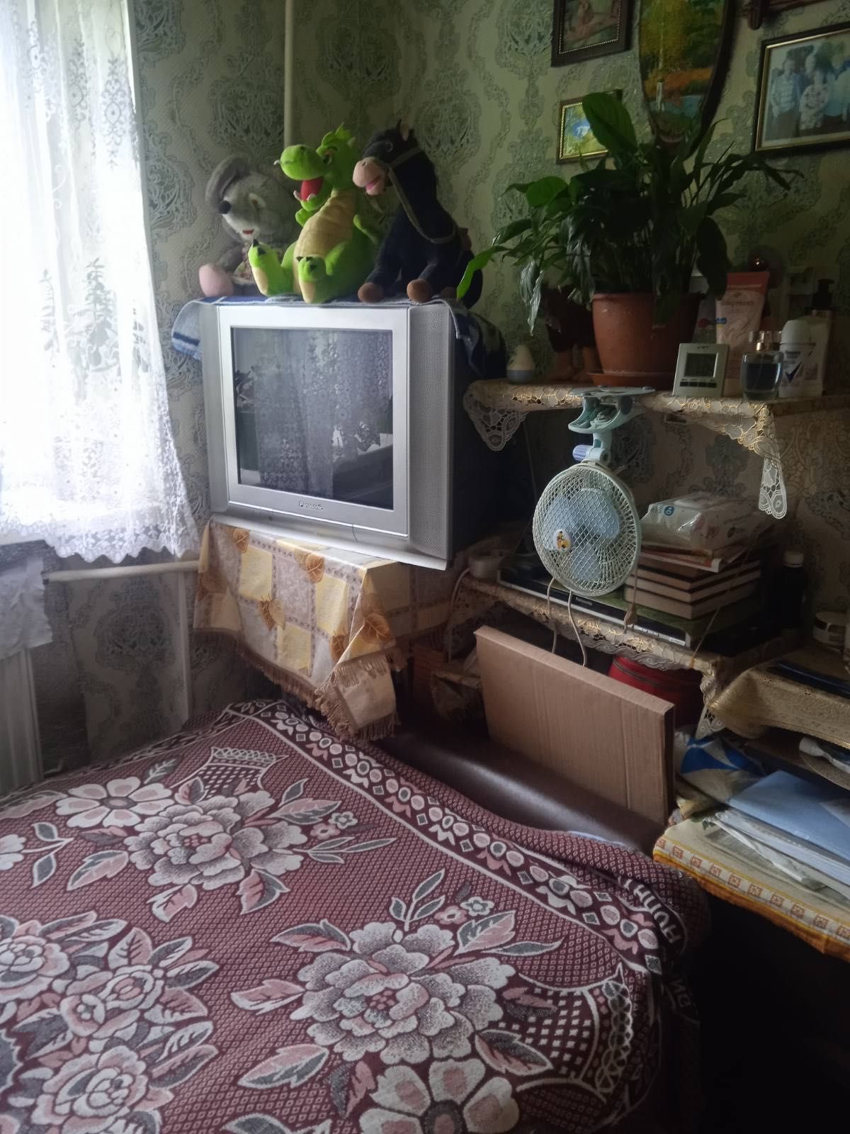 Низкая цена на 2-х комн. квартиру в Малиновском районе, свой дворик