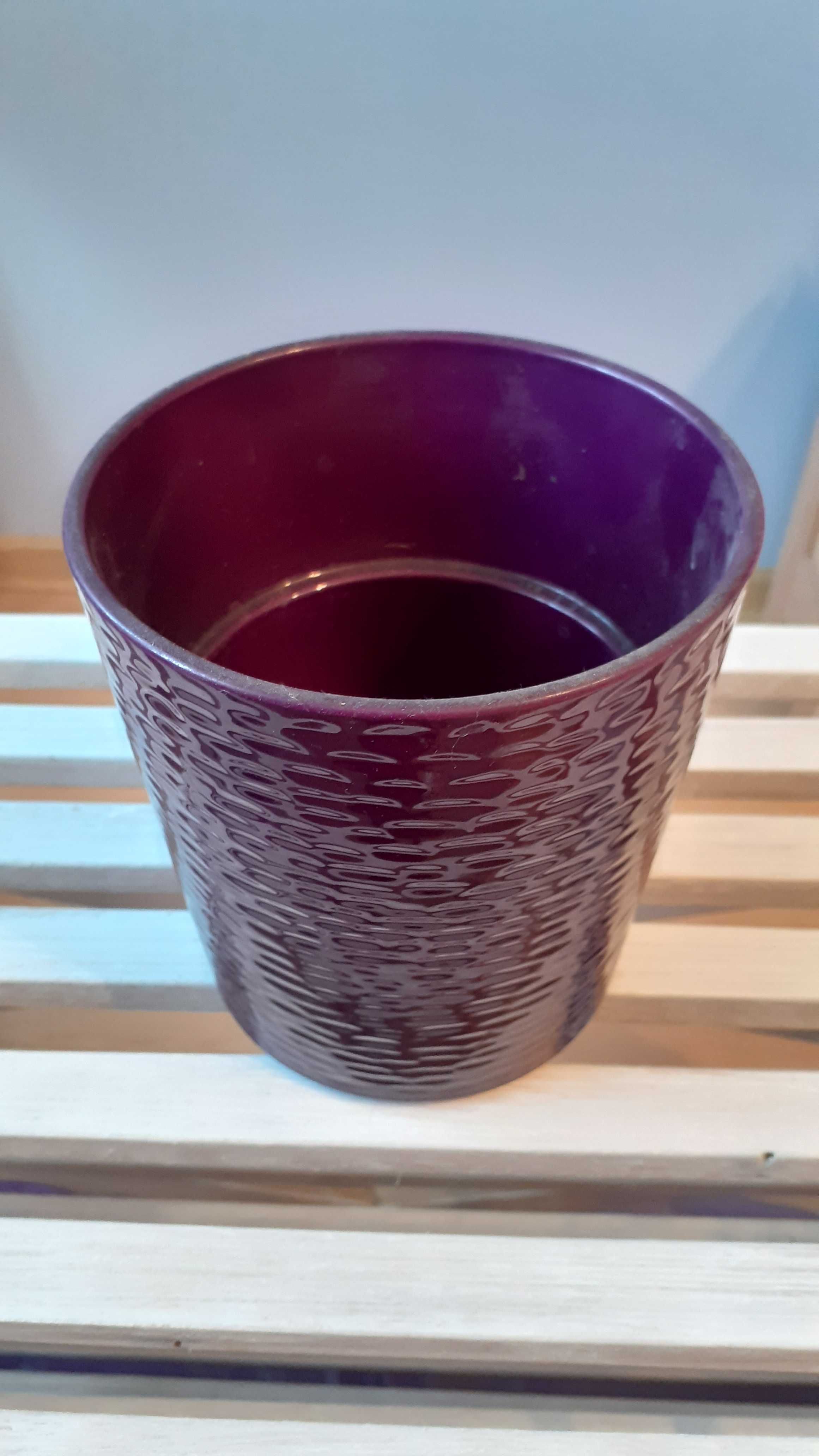 Osłonka doniczka ceramiczna fioletowa germany