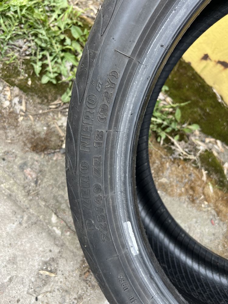 225 40 18 pirelli