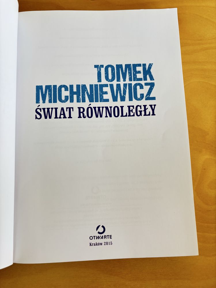 Książka „Świat równoległy” Tomasz Michniewicz