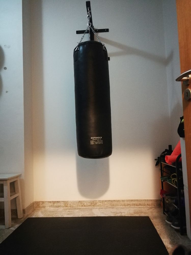 Saco de Boxe + Fixação de Parede