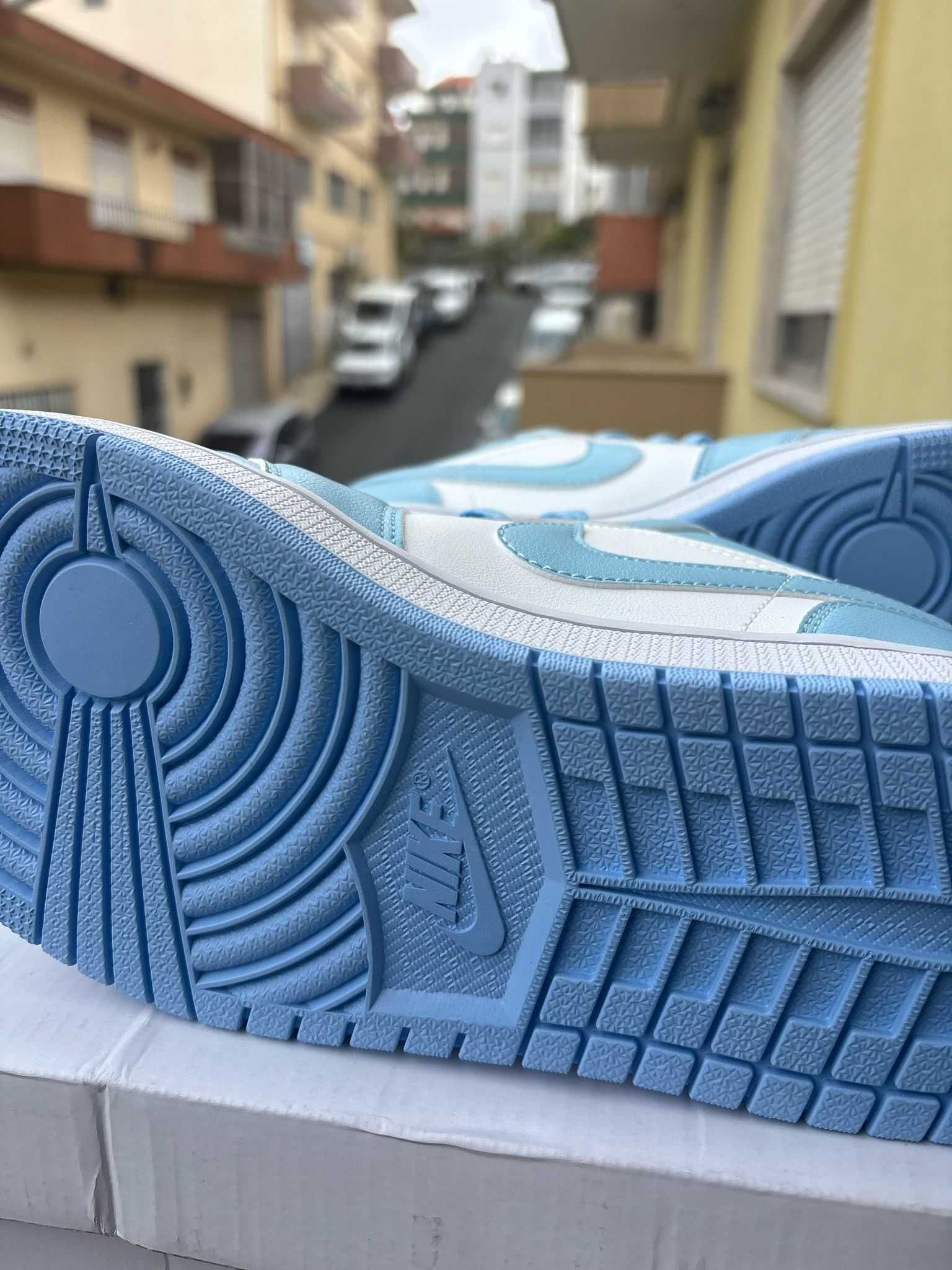 Sapatilhas AirJordan Tamanho 42 Azuis