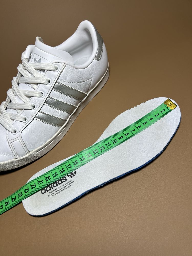 Кросівки жіночі 37.5р.23.5см. Adidas