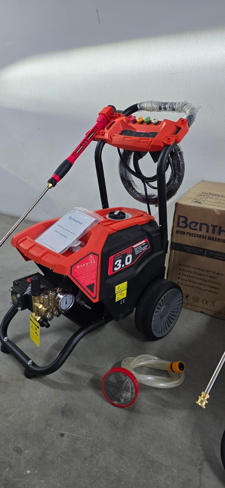 Máquina de lavar a pressão 240bares ELÉCTRICA 3.0kW