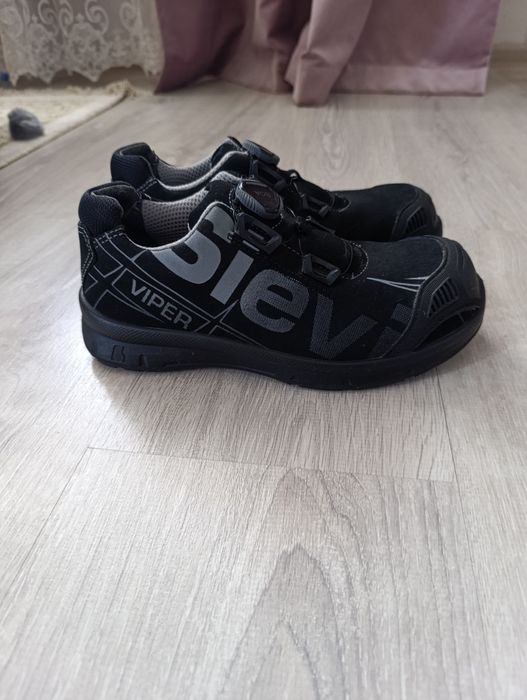 Safety shoes sievi viper 3