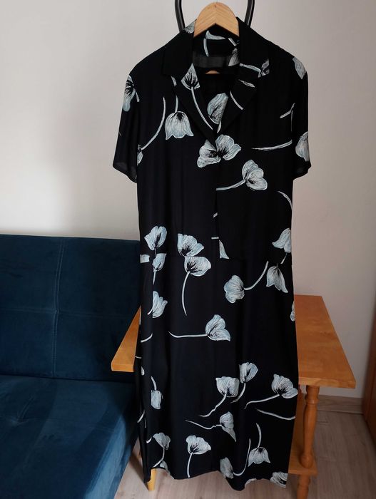 Moja garderoba. Komplet: sukienka + żakiecik. Wiskoza 100%.