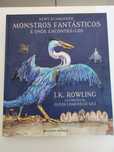 Livro ilustrado capa dura monstros fantásticos