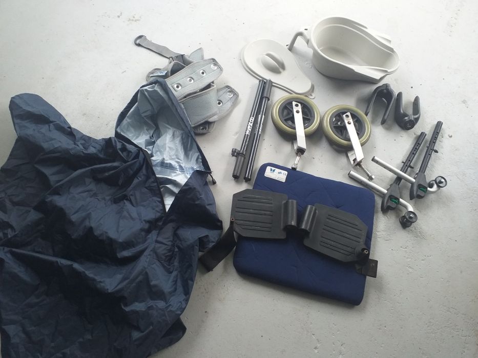 Material para cadeira de rodas e acessórios