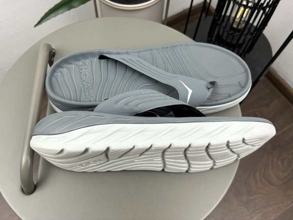 Оригінал! Тапочки шльопки Hoka Ora Recovery 46 розмір М06331