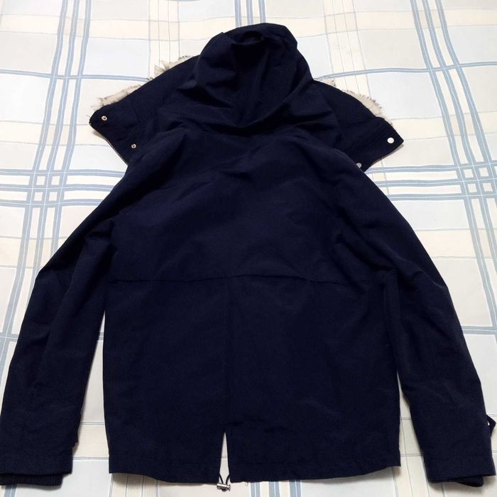 Blusão mango azul marinho com capuz e forrado