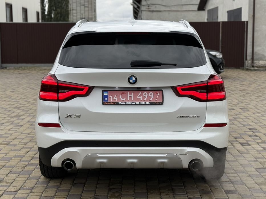 Продаю BMW x3 плагін-гібрид .