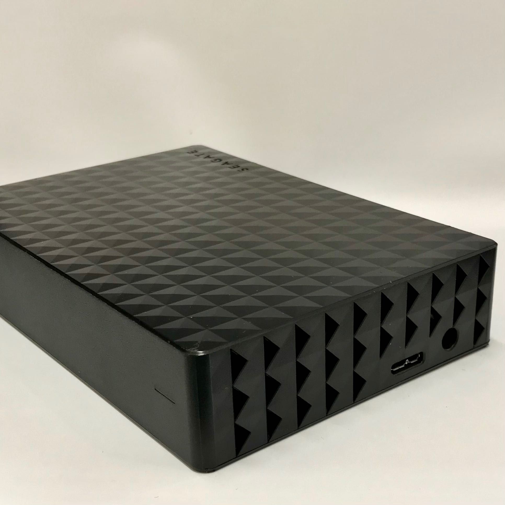 SEAGATE 4TB SRD0NF2 USB 3.0 dysk zewnętrzny magazyn danych