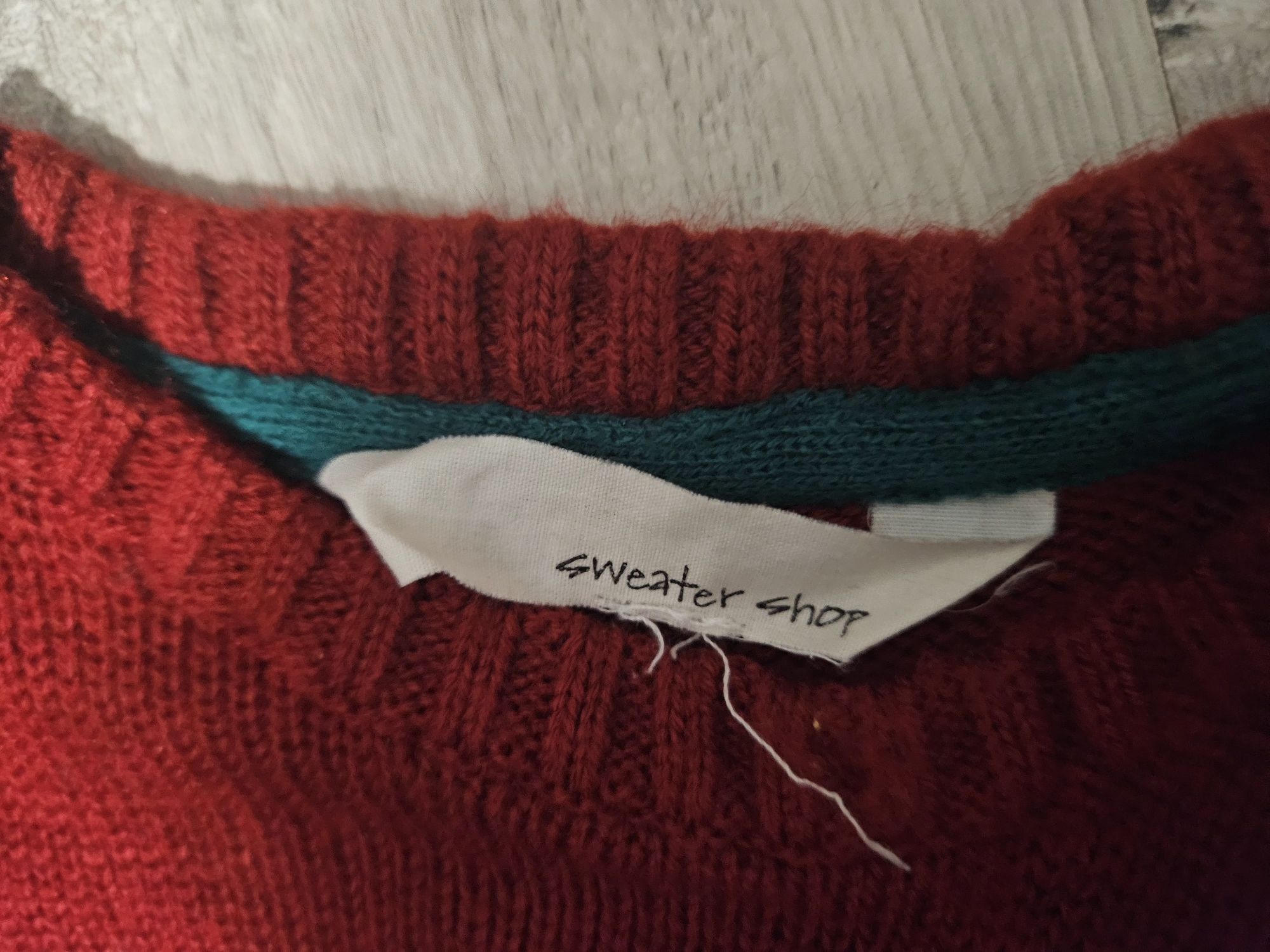 Chłopięcy sweter , sweater shop.  Rozmiar na 3-4 latka