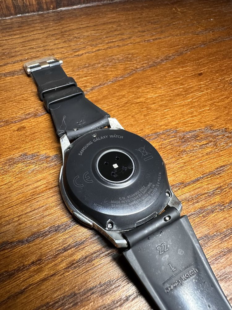 Samsung Galaxy Watch 46mm SM-R800