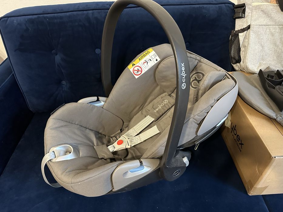 Fotelik Cybex Cloud Z i-Size + baza obrotowa Base Z + akcesoria