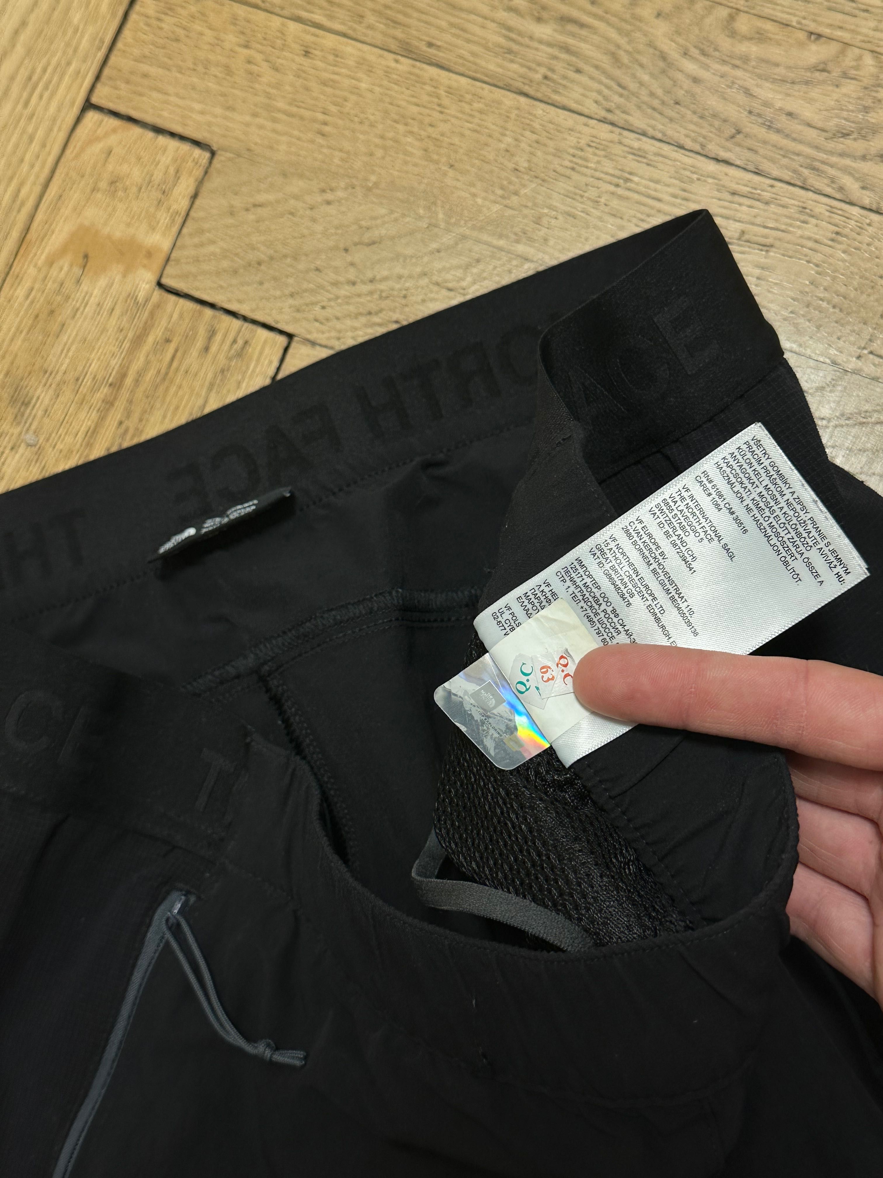 Штаны softshell the north face М размер