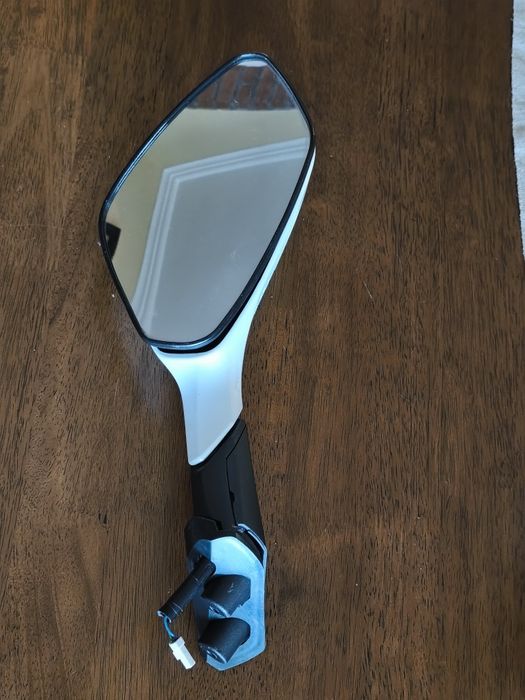 Espelho retrovisor direito para SYM GTS 125i