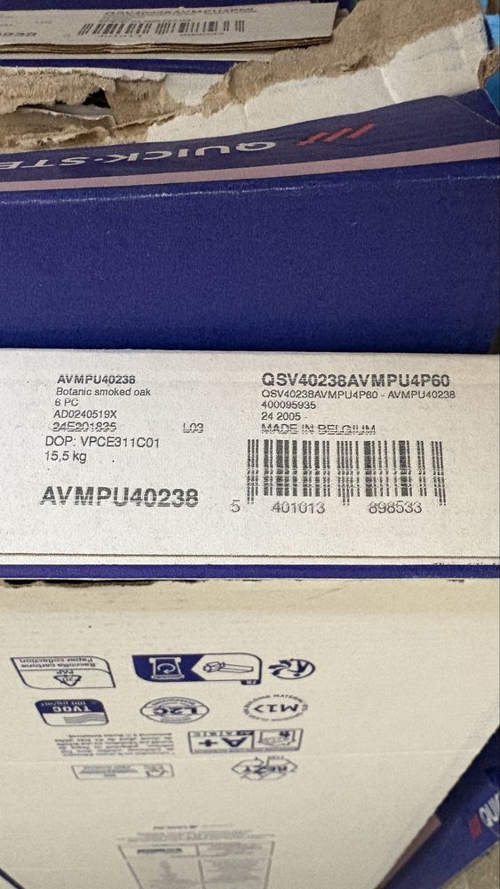 Nowe panele winylowe Quick-Step dąb wędzony botaniczny AVMPU40238