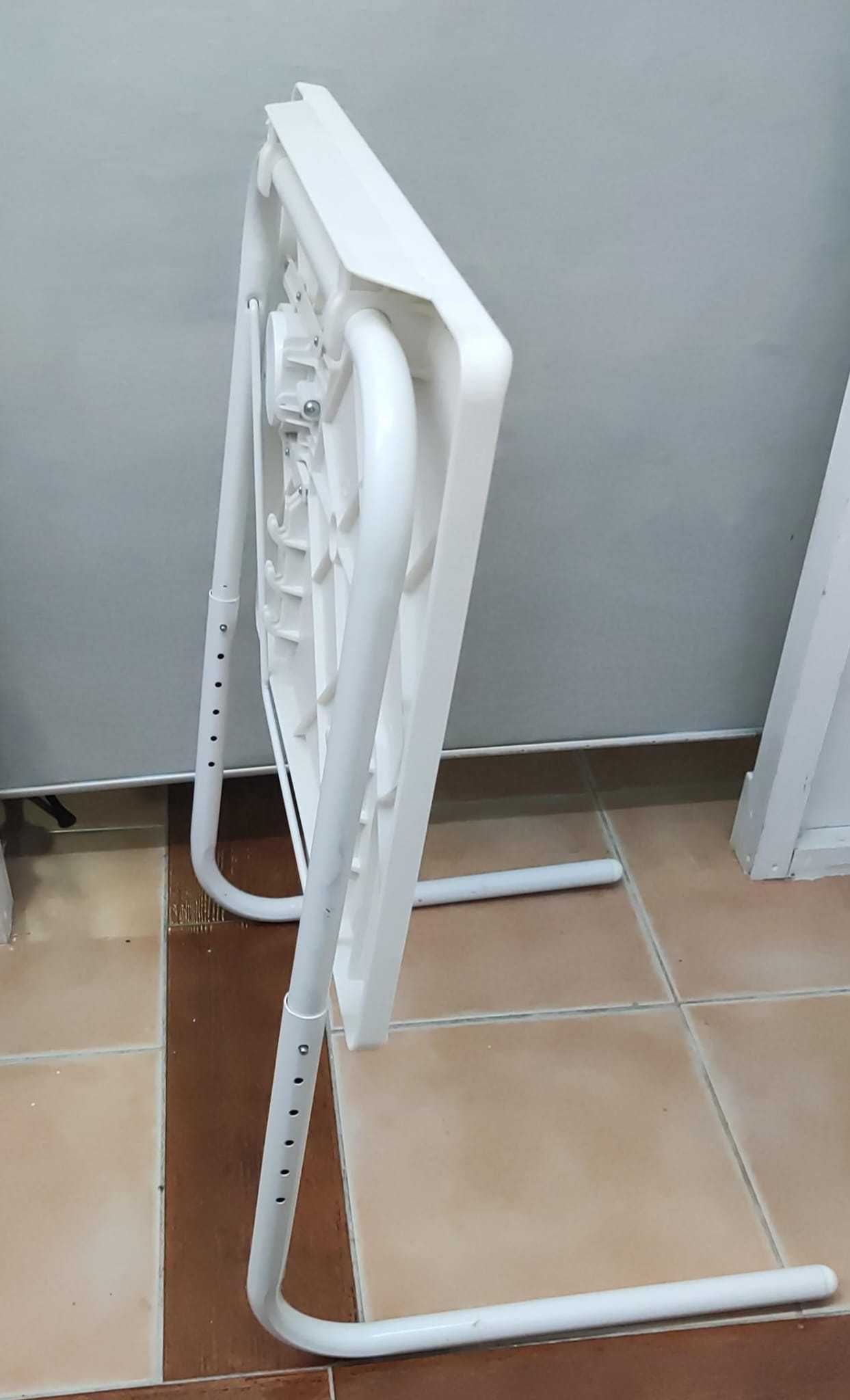 Mesa para alimentação na cama/cadeira