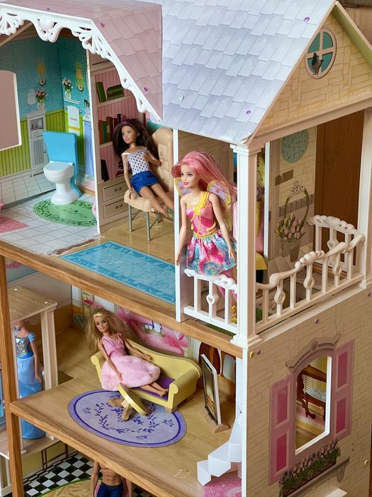 Domek dla lalek gigant