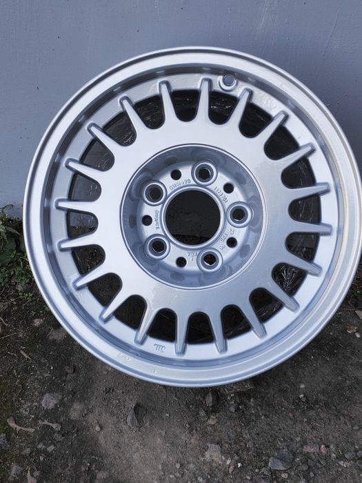 Продам Диск БМВ R15