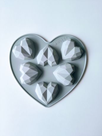 Foremka silikonowa diamentowe serca do rękodzieła mydełka woski sojowe