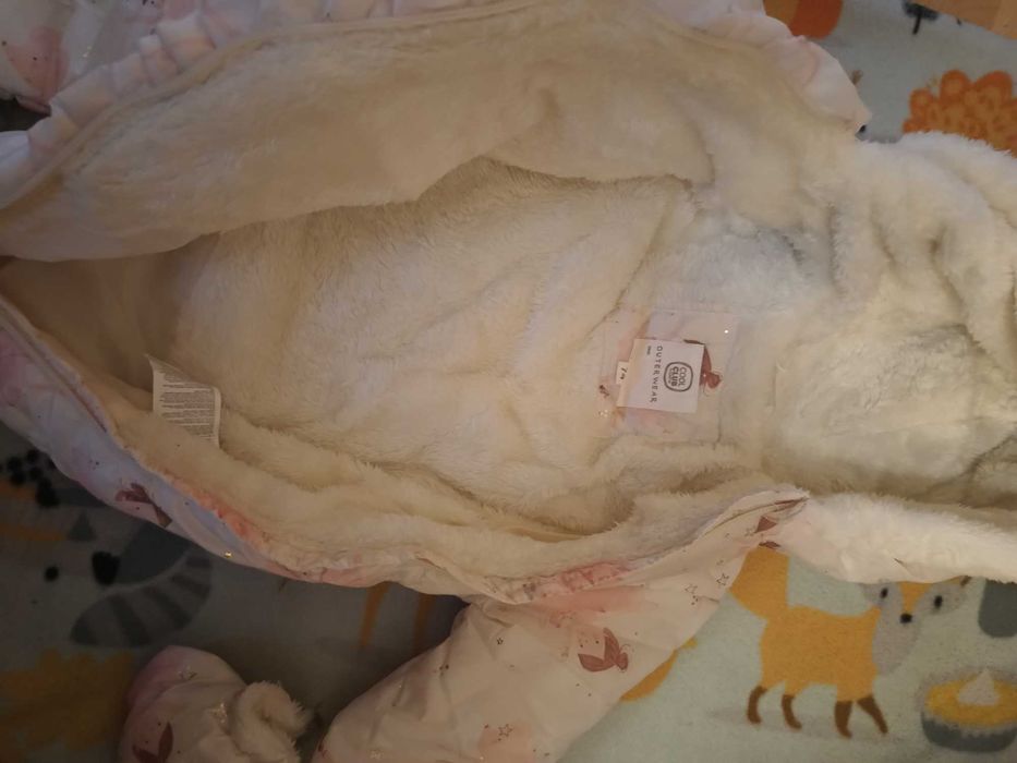 Kombinezon dla dziewczynki 74