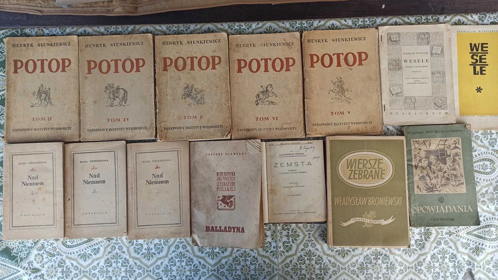 Stare podręczniki szkolne, do nauki oraz lektury szkolne, lata 50-80