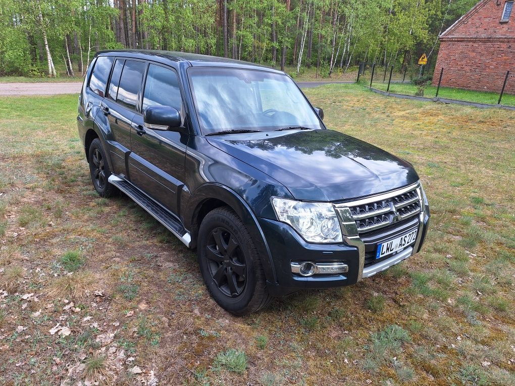 Mitsubishi Pajero 4x4 2015R