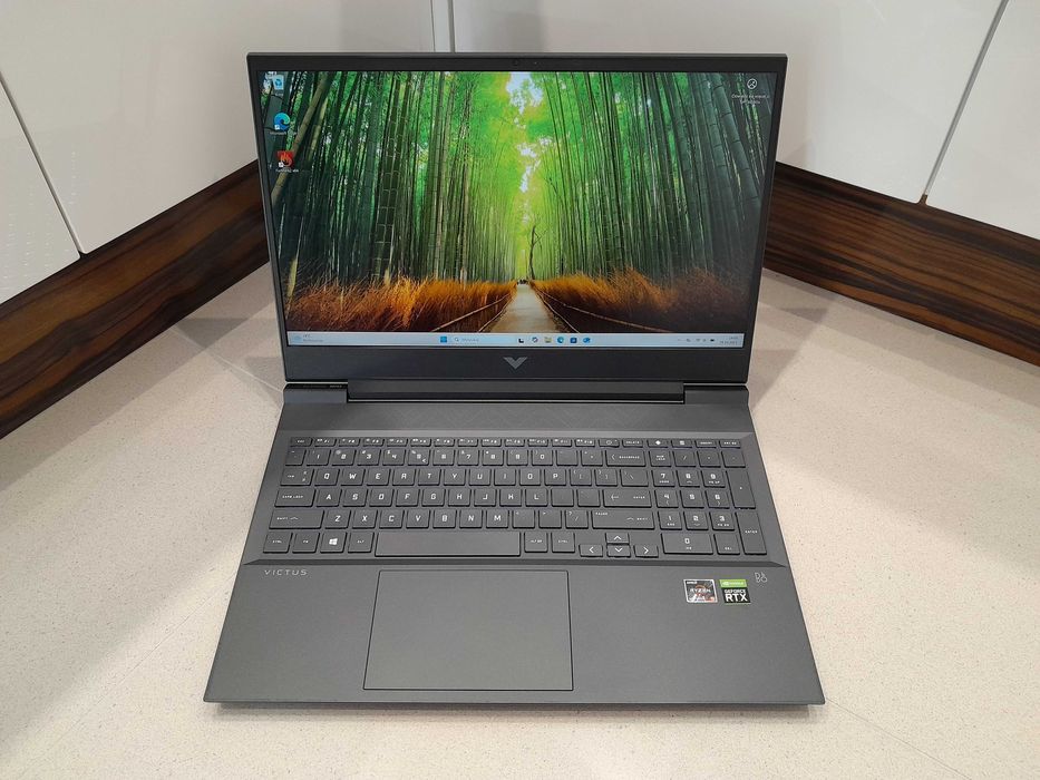 Laptop Gamingowy HP / RTX 3050Ti / Ryzen 5600H / 144Hz