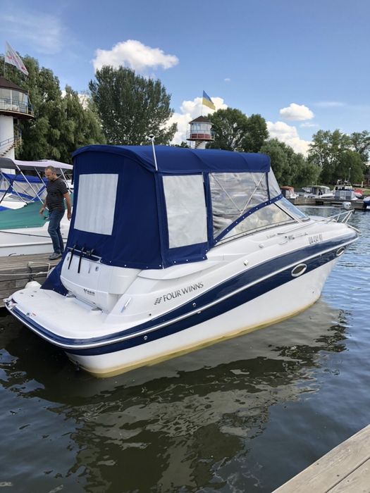Продам катер Four Winns 258 Vista