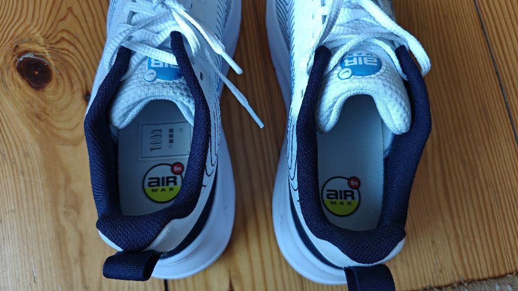 Nike Air Max Nuaxis białe R 44 i inne NOWE