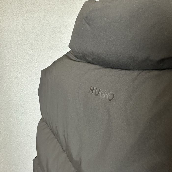 Чоловіча жилетка Hugo оригінал.