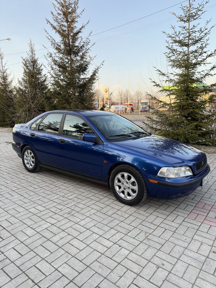 Volvo S40 2.0 бенз
