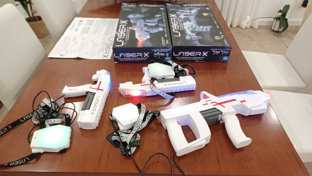 2 Pistolas e Blaster Laser X