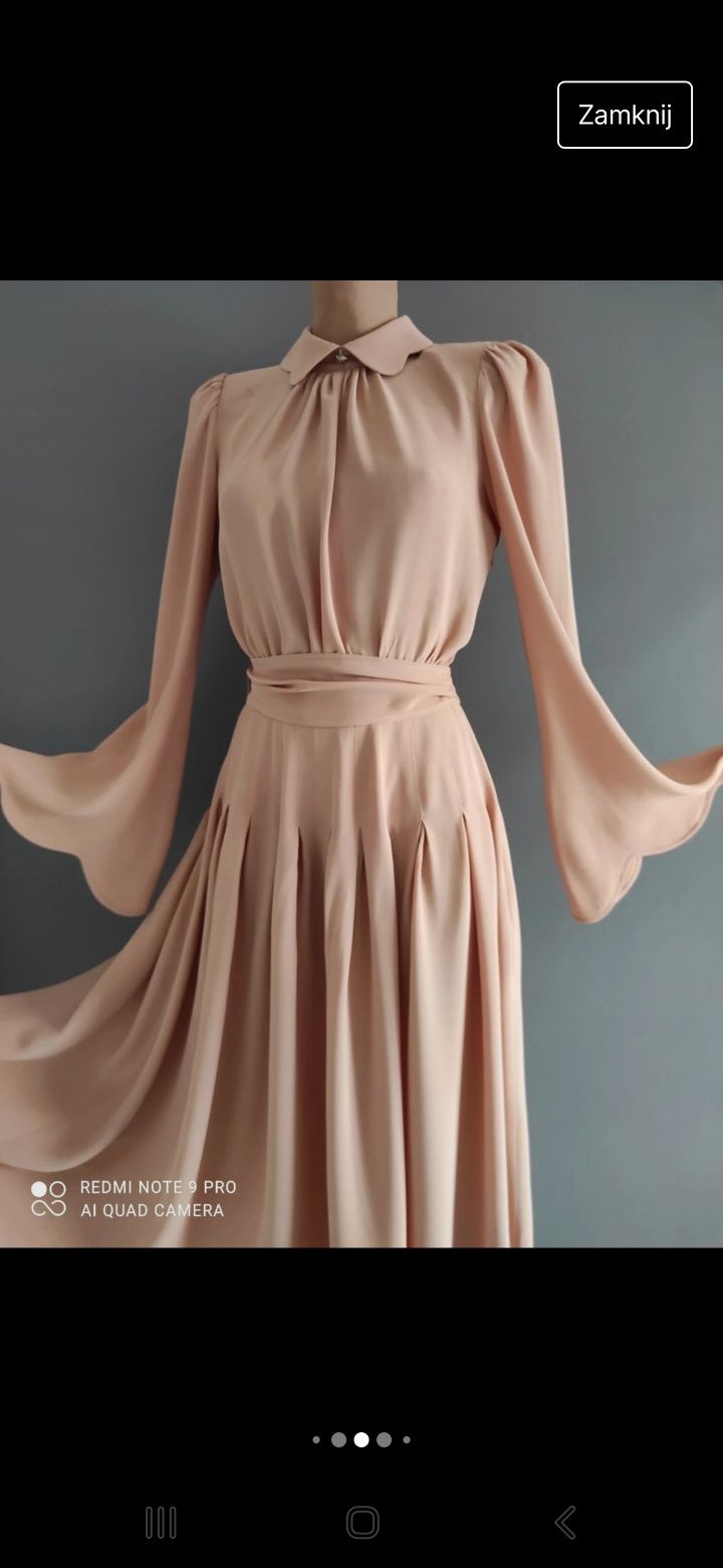 Sukienka subtelna zwiewna Elisabetta Franchi rozmiar włoski 38/xs