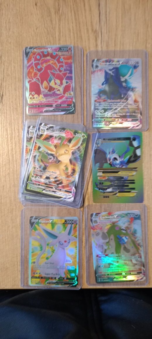 Karty kolekcjonerskie pokemon
