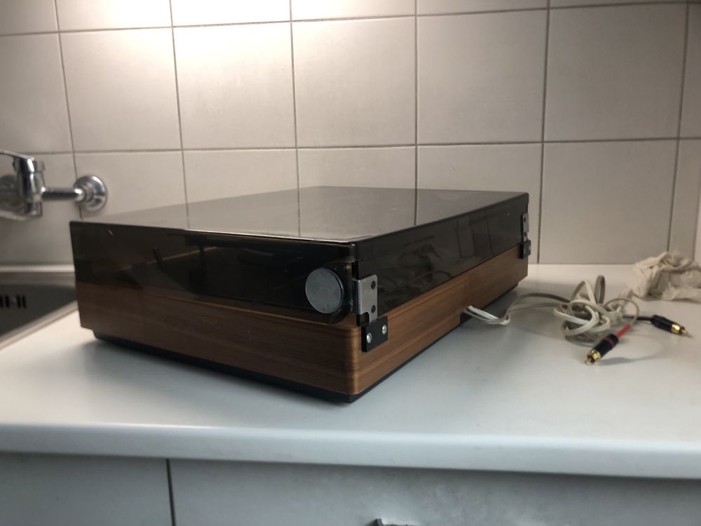 Sprzedam gramofon Lenco L 82