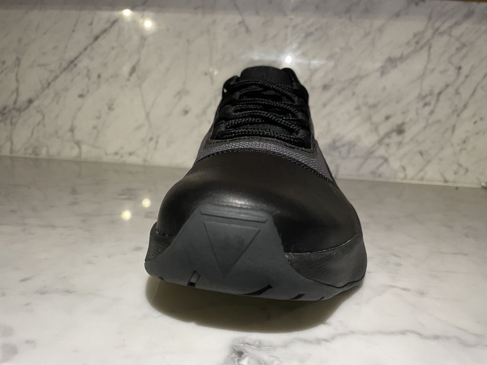 Air Jordan 11 CMFT LOW Black r.44