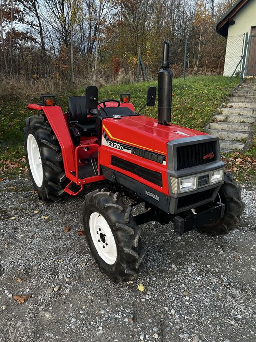 Yanmar FX28D (traktor japoński, miniciągnik)