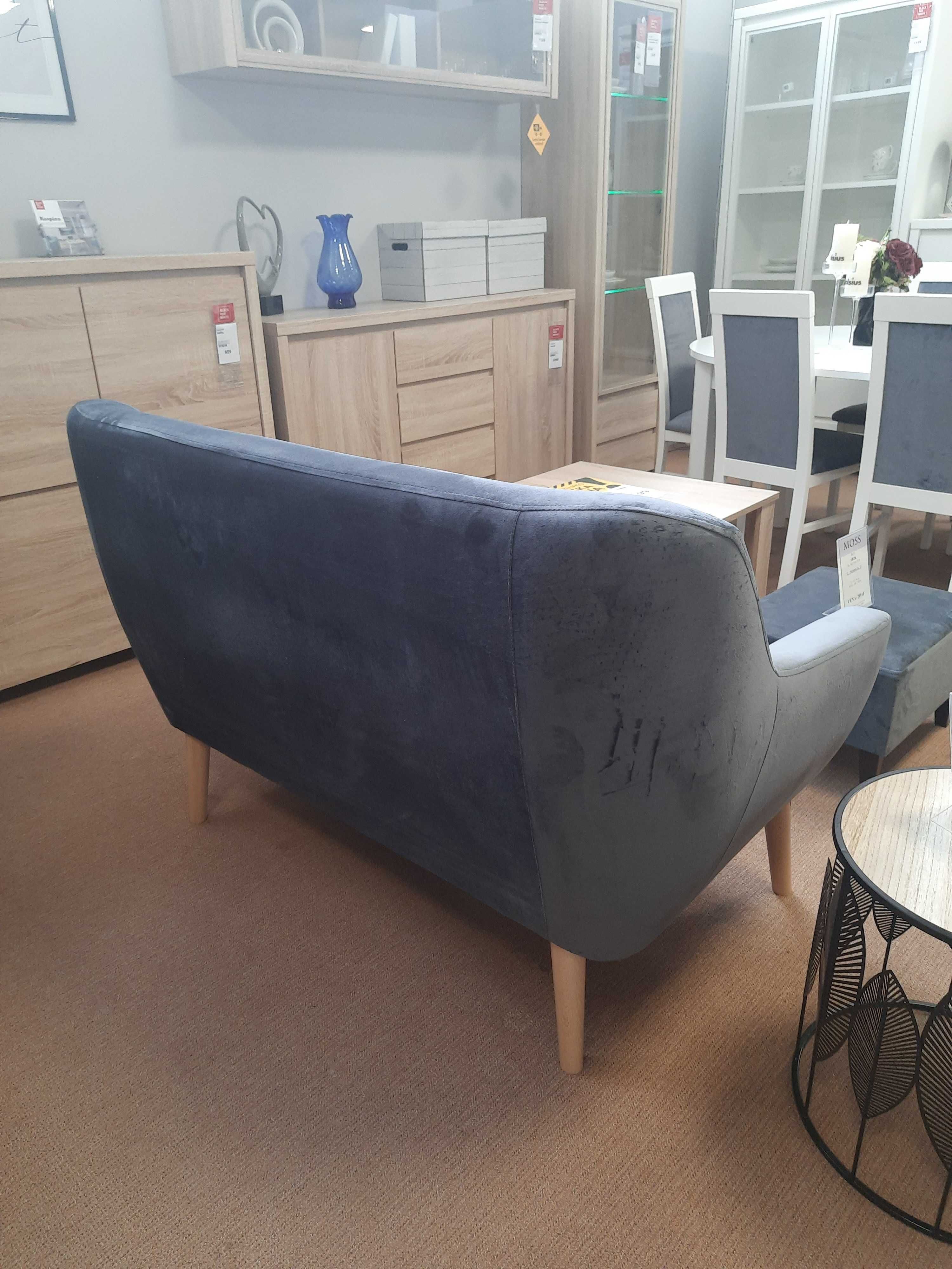 Sofa Nordic Velvet firmy SIGNAL.