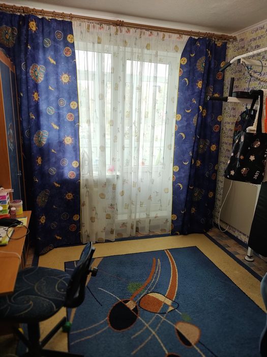 Шкаф+диван+палац,,+гардини тюль та інше